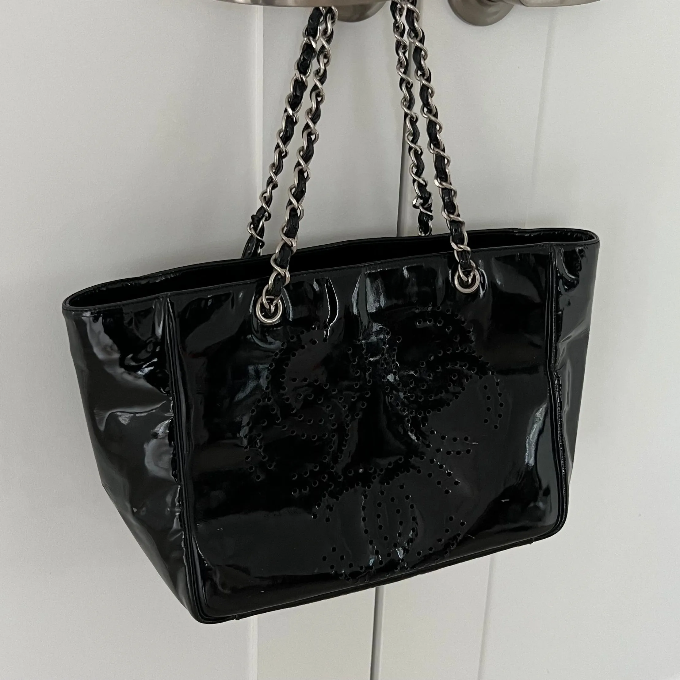 CHANEL CC Tote Bag Black Patent Leather