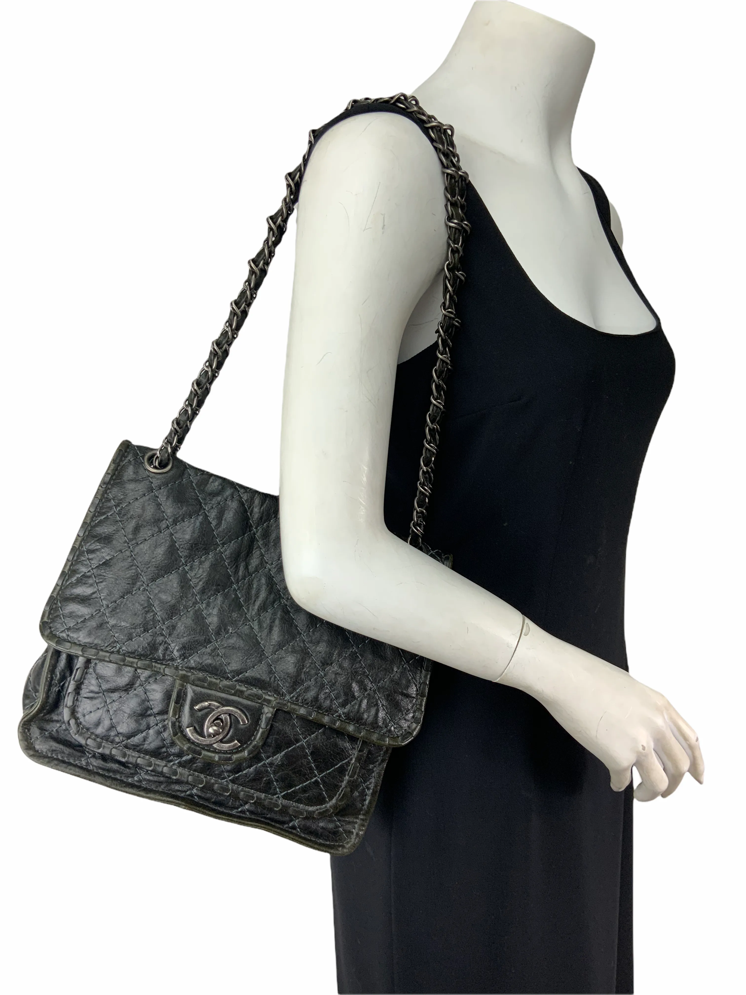 Chanel 2015 Quilted Calfskin Whipstitch Flap Bag - Elegant Designer Handbag