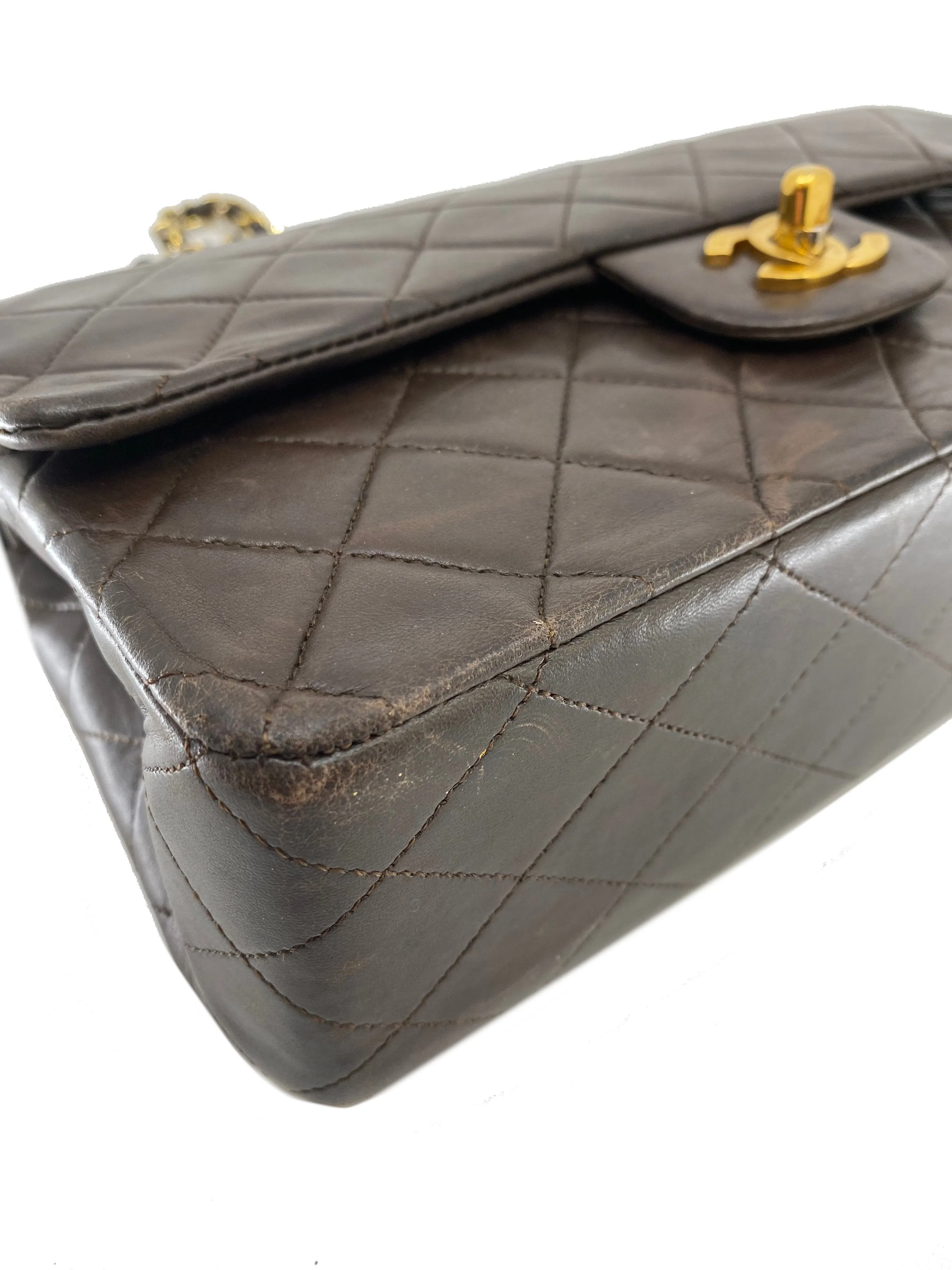 Medium-Sized Classic Double Flap Vintage Chanel Bag in Quilted Lambskin