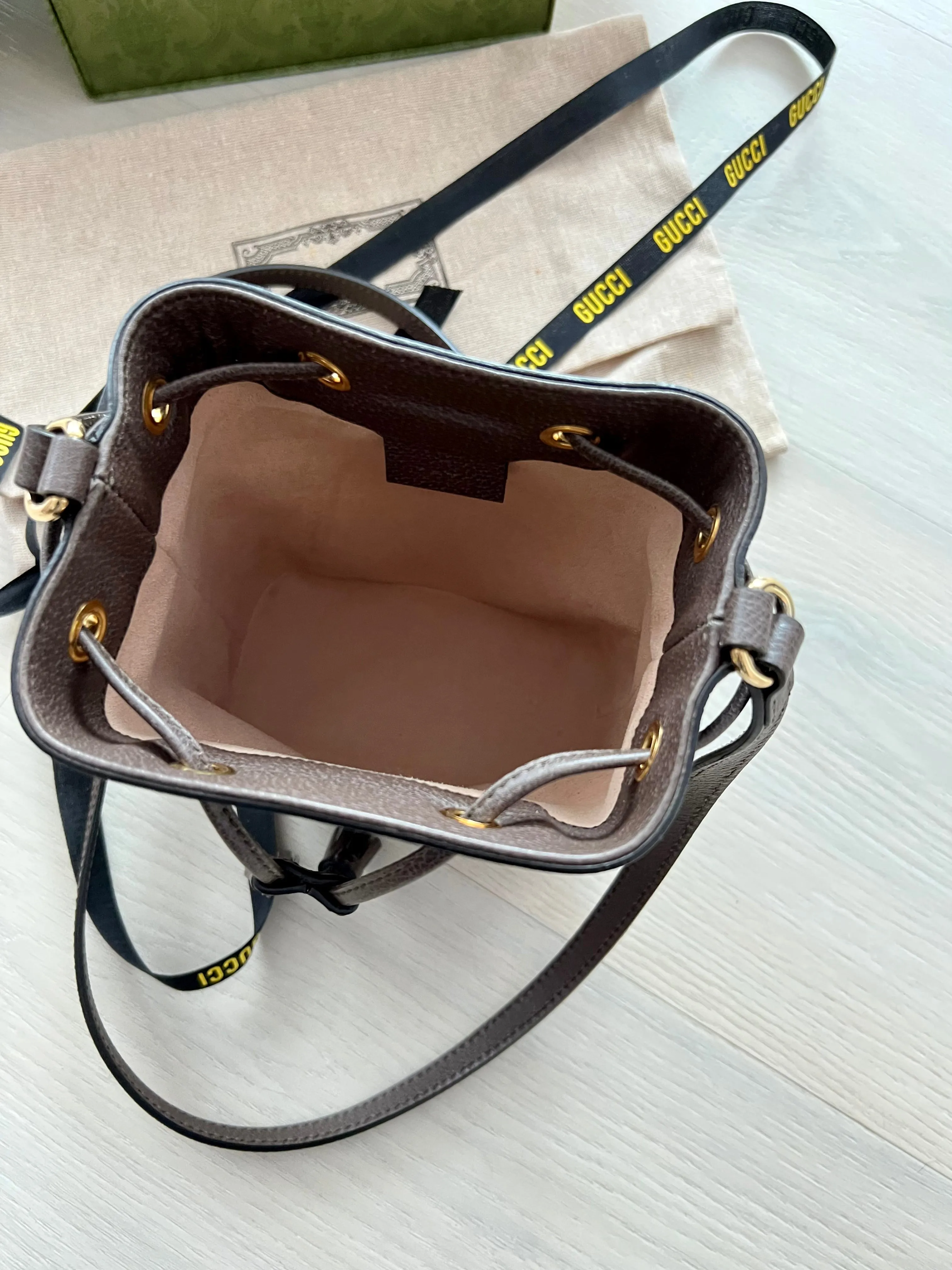 Gucci Ophidia GG Mini Bucket Bag