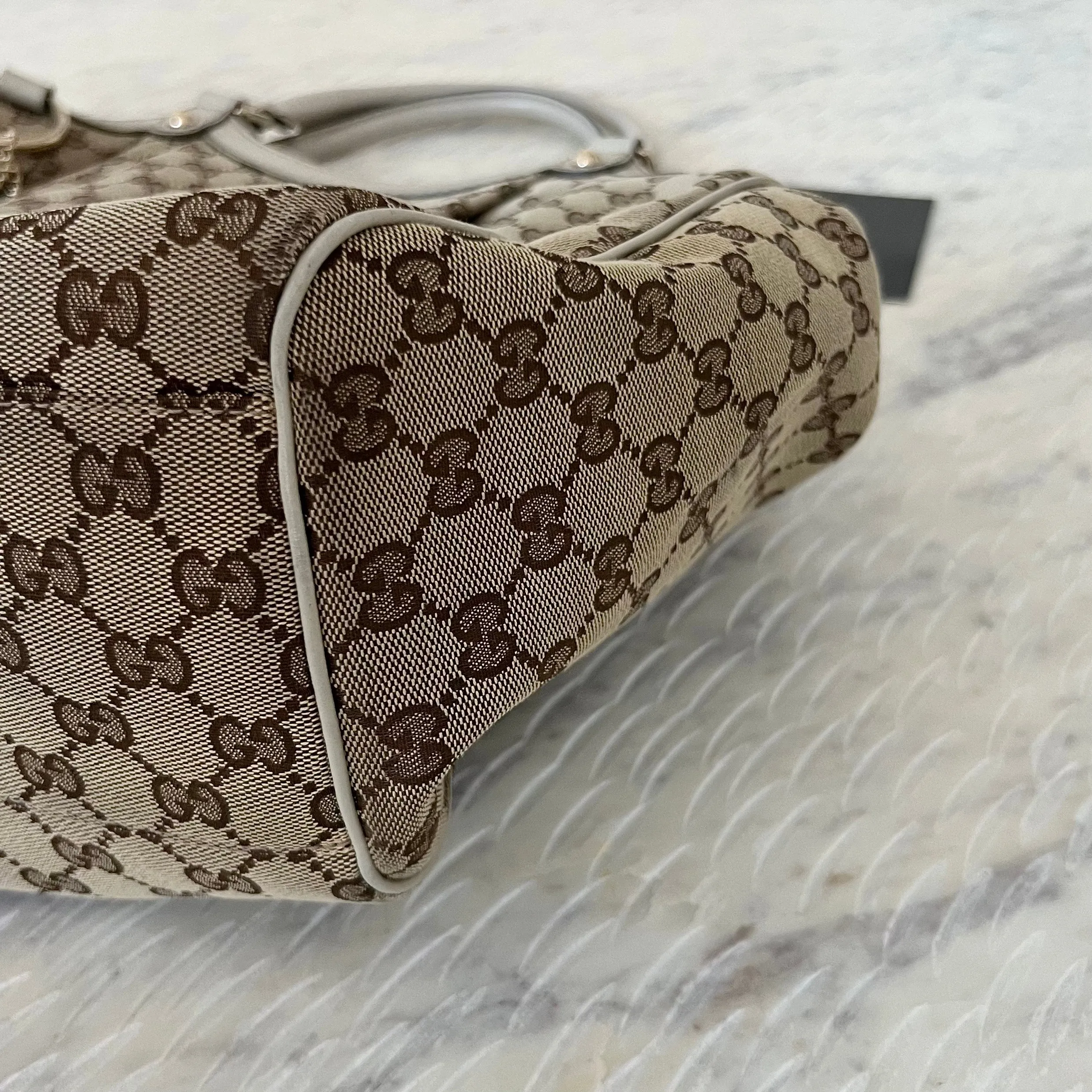 GUCCI Sukey Bag