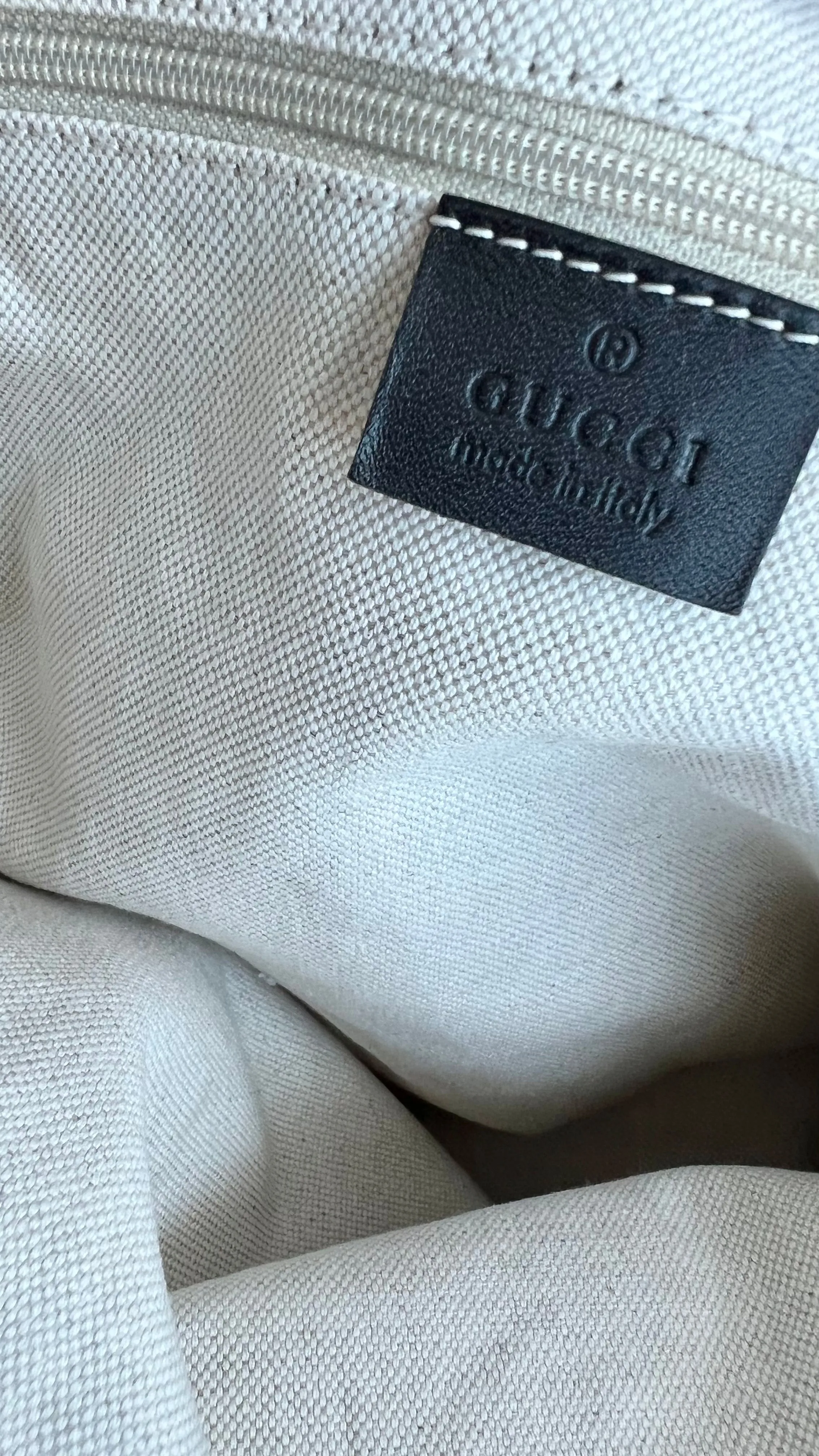 GUCCI Sukey Tote Bag