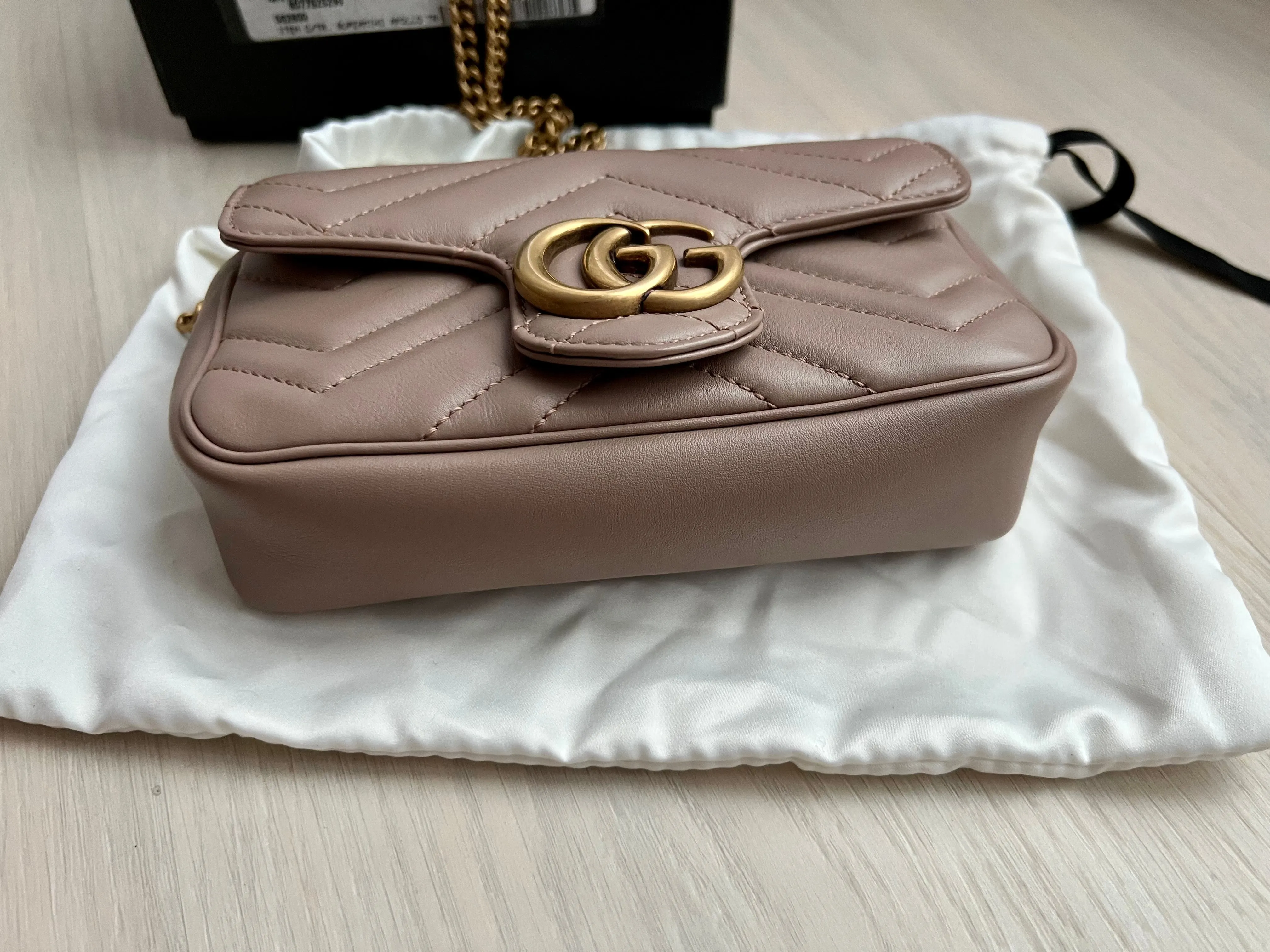 Gucci super mini Marmont Bag