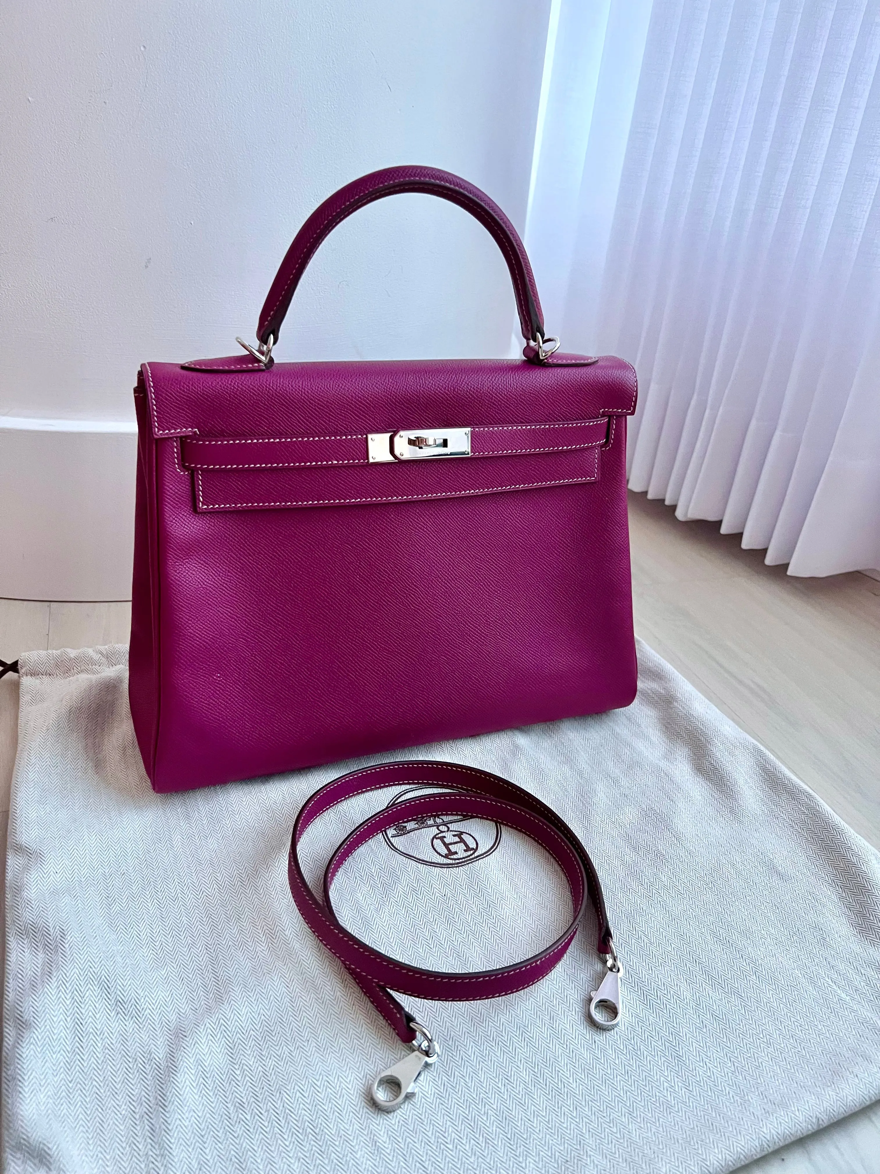 Hermes Kelly 32 bag