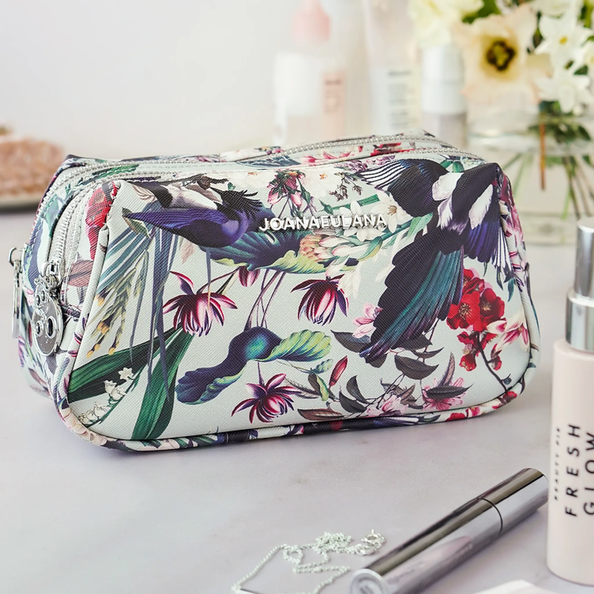 Joana Fulana Essential Wash Bag | Treasure Garden