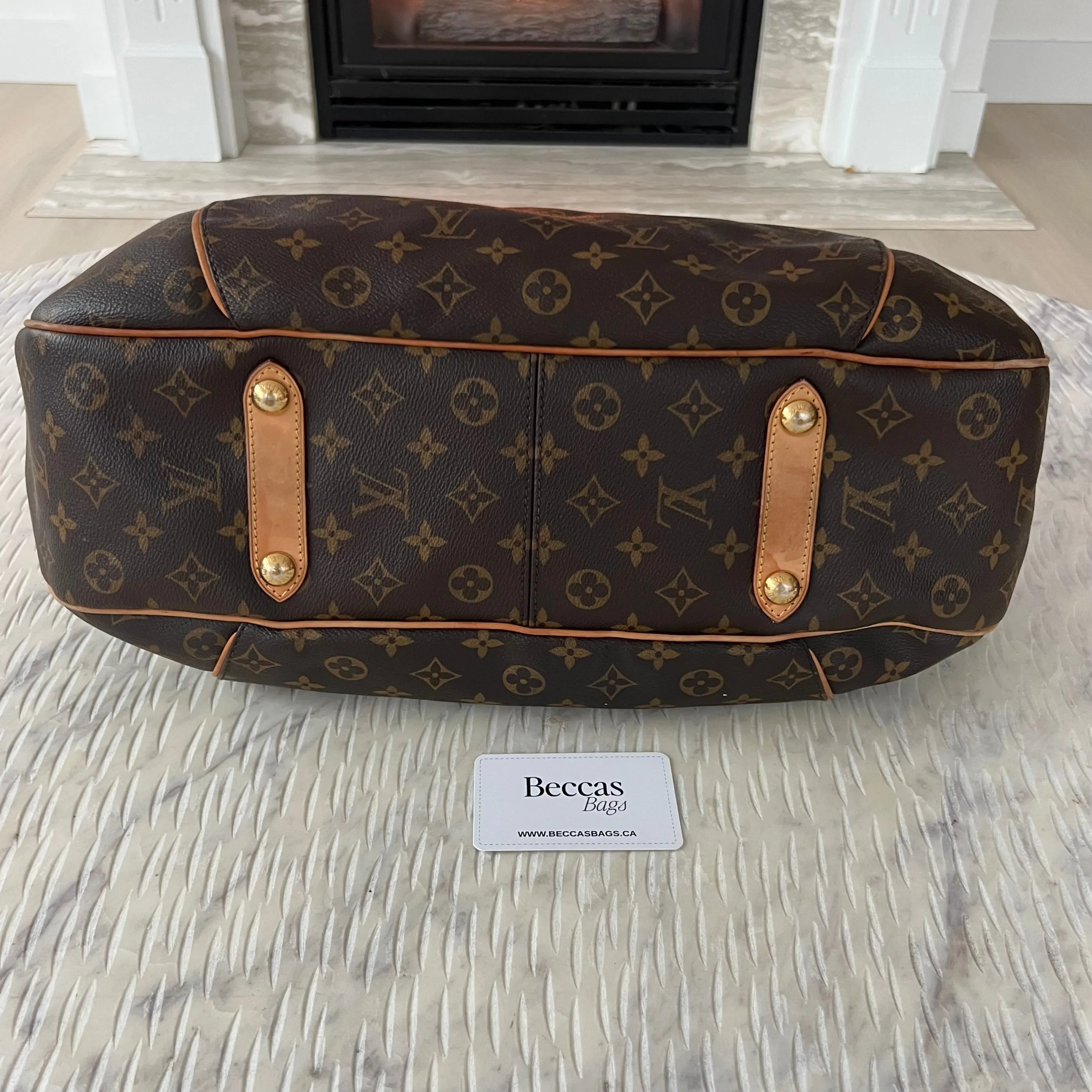 Louis Vuitton Galleria GM Bag