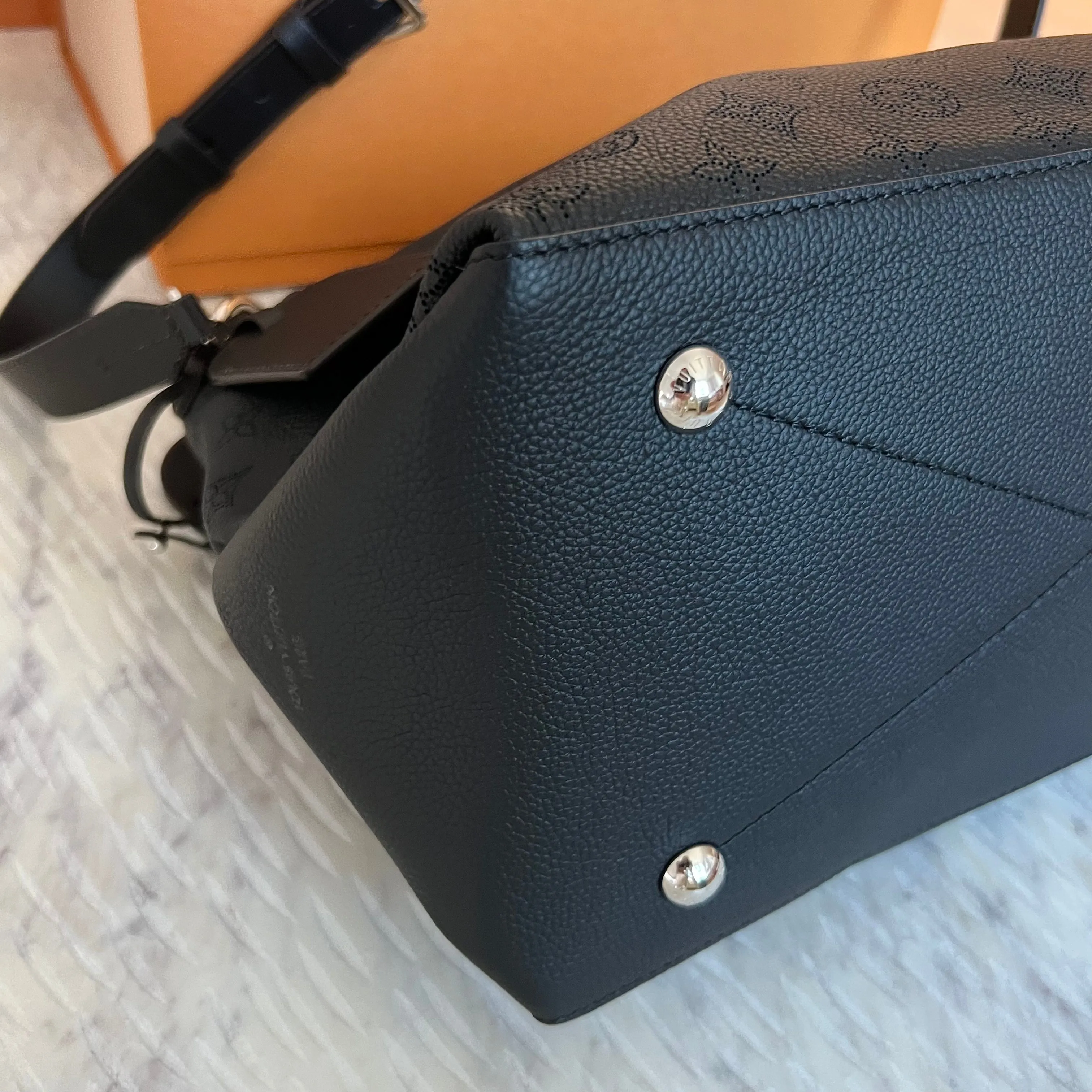 Louis Vuitton Hobo MM bag