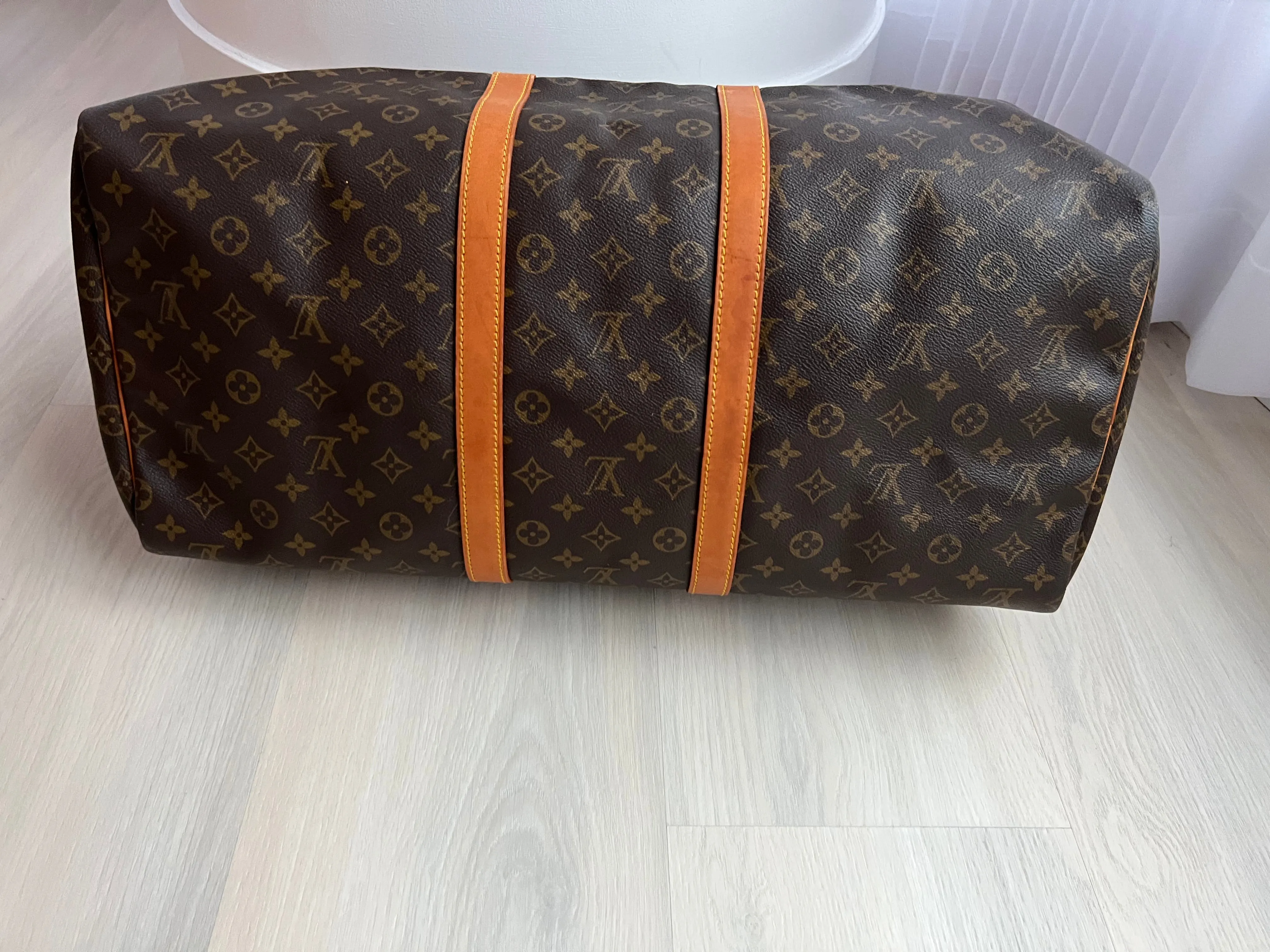 Louis Vuitton Keepall 55 Bag