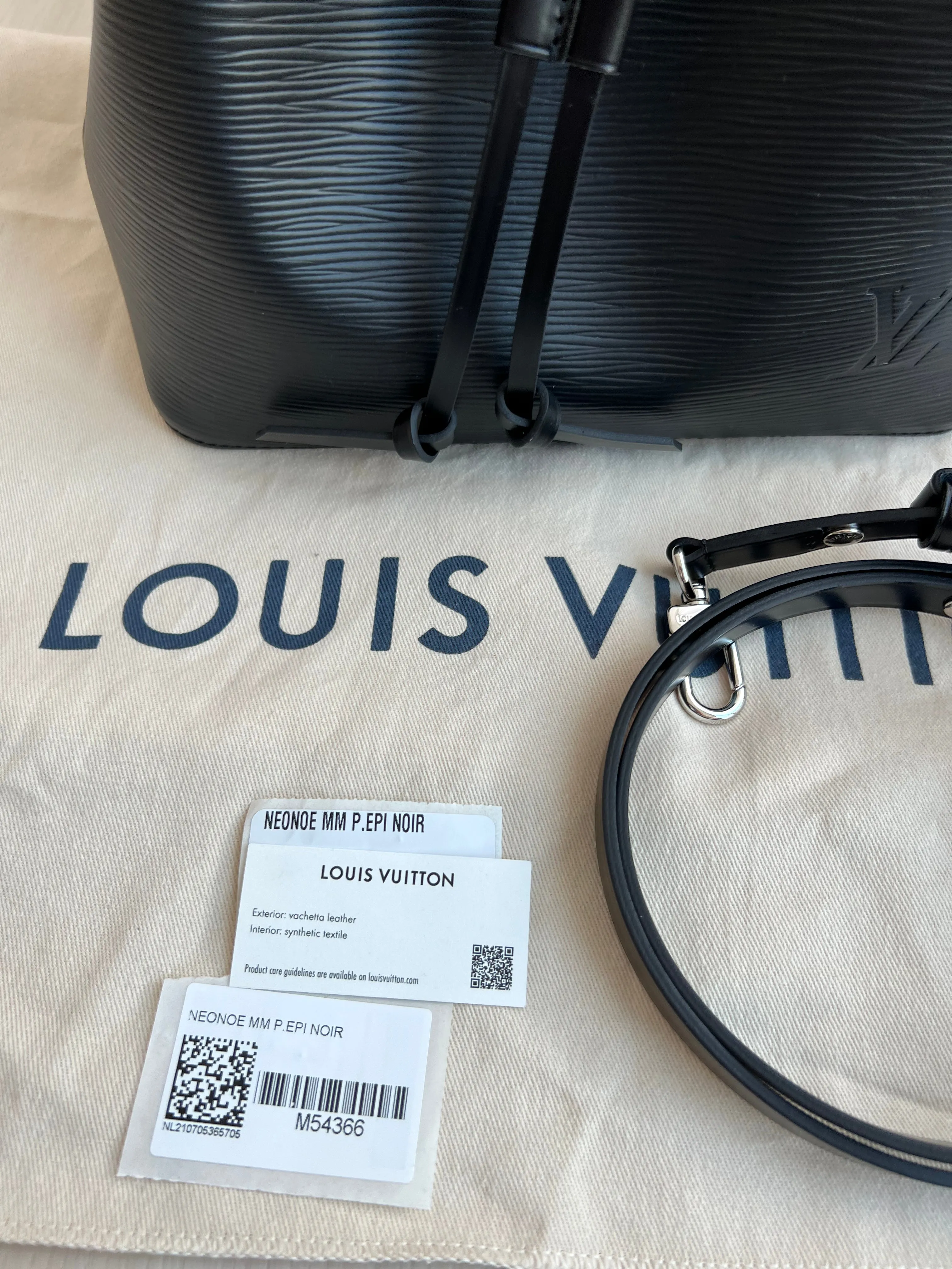 Louis Vuitton Neo Noe Bag