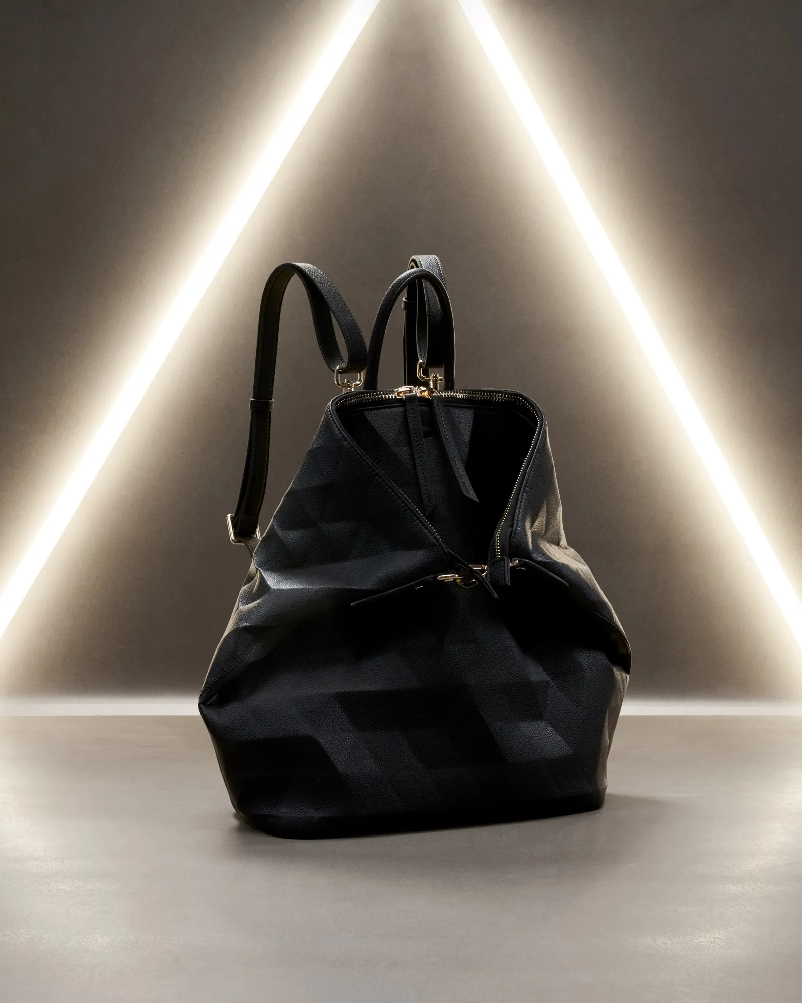 The Negotiator Backpack - Black Triangle